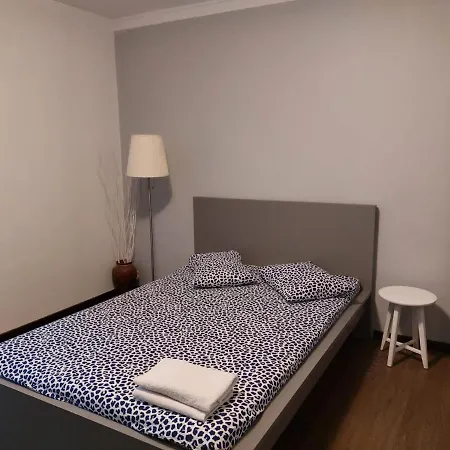 Piata Victoriei Arcul De Triumf Bucarest
